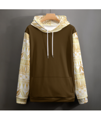 Sweat à capuche marron ouvre sa boutique