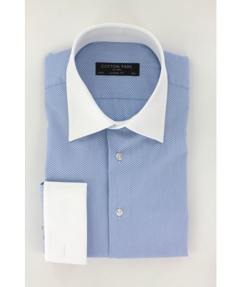 Chemise natté bleu ciel col et poignets mousquetaires blancs sur le site 