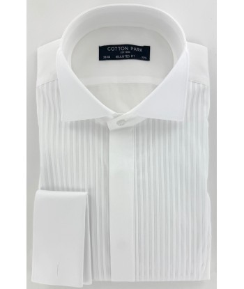 Chemise blanche col cassé plastron plissé suggérées chez