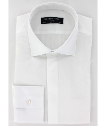 White fitted shirt with hidden throat Véritable concentré