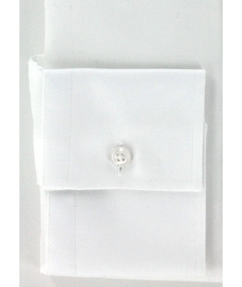 White fitted shirt with hidden throat Véritable concentré