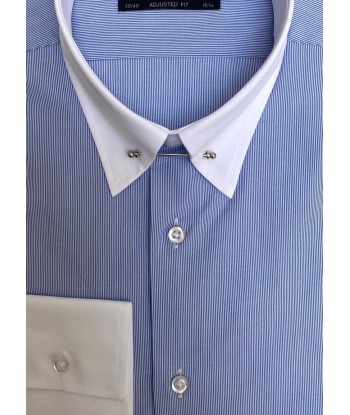 Fitted shirt with English collar and fine blue stripes Venez découvrir notre 