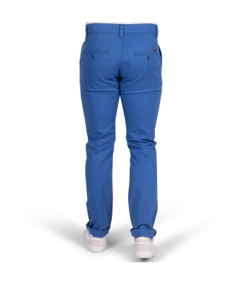 Pantalon chino écusson En savoir plus