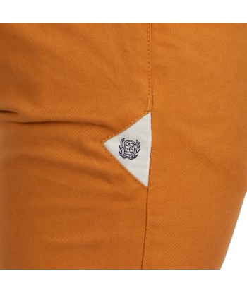 Pantalon chino écusson Venez découvrir notre 